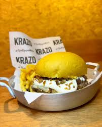 Krazo Burgers: O Artesanal que Revolucionou Maricá